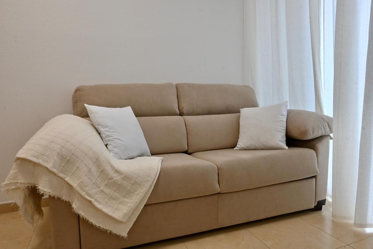 For You Rentals Acogedor Apartamento Temporal De 1 Dormitorio Y Salon, A Pasos De Gran Via Inf3D Madrid Exterior photo